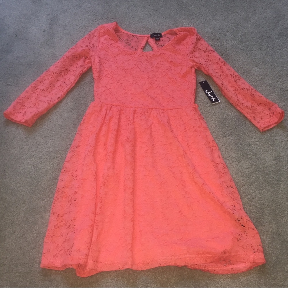 lace dress